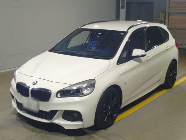 5014 Bmw 2 series 2A15 2015 г. (TAA Yokohama)